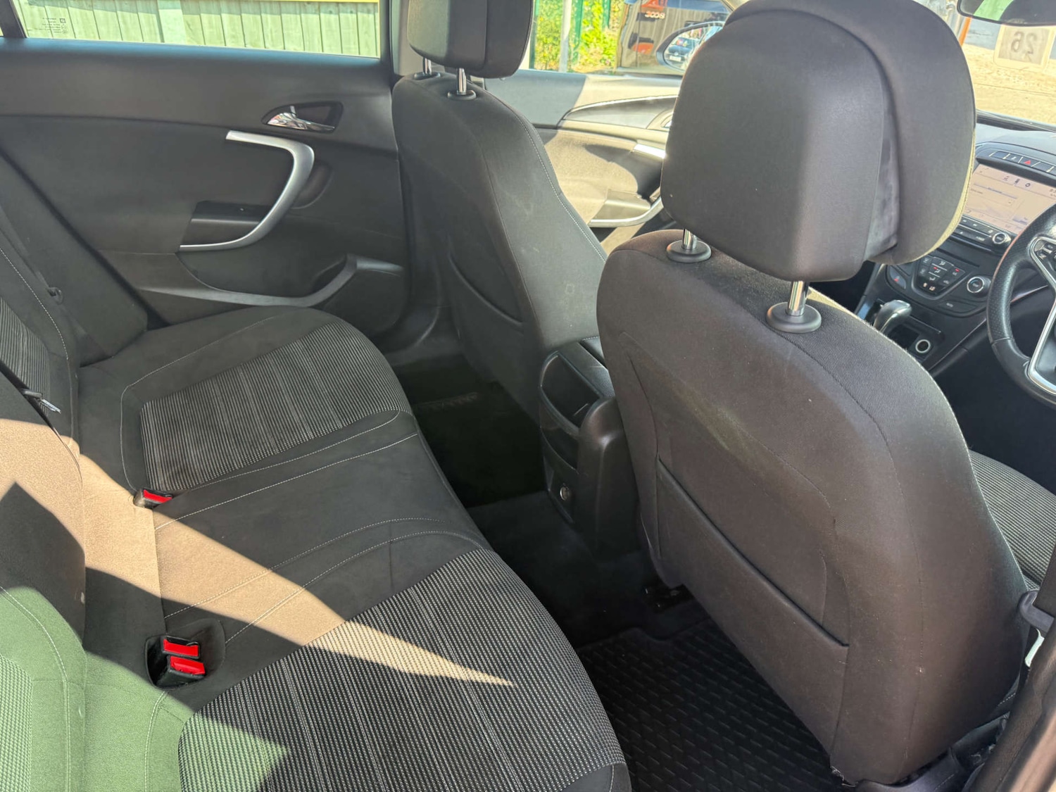 Used Vauxhall Insignia 2015 for sale - 76278436: Photo 24