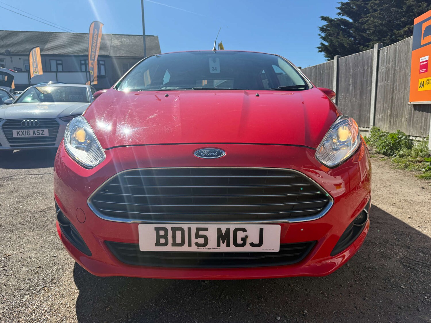 Used Ford Fiesta 2015 for sale - 78152399: Photo 3