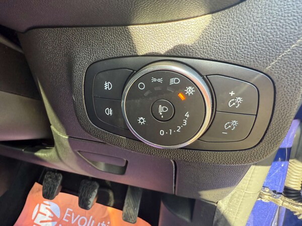 Used Ford Fiesta 2017 for sale - 76184931: Photo 27