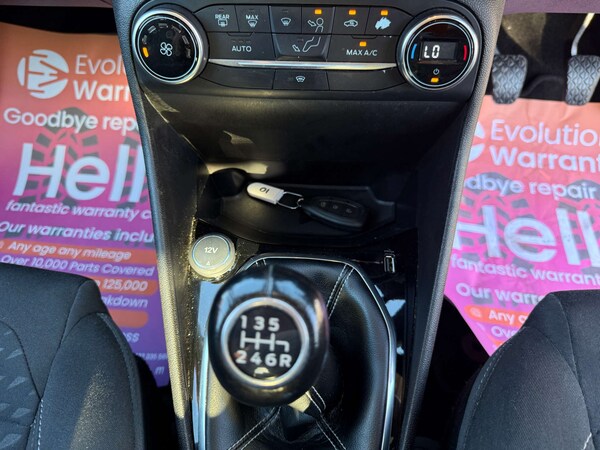 Used Ford Fiesta 2017 for sale - 76184931: Photo 32