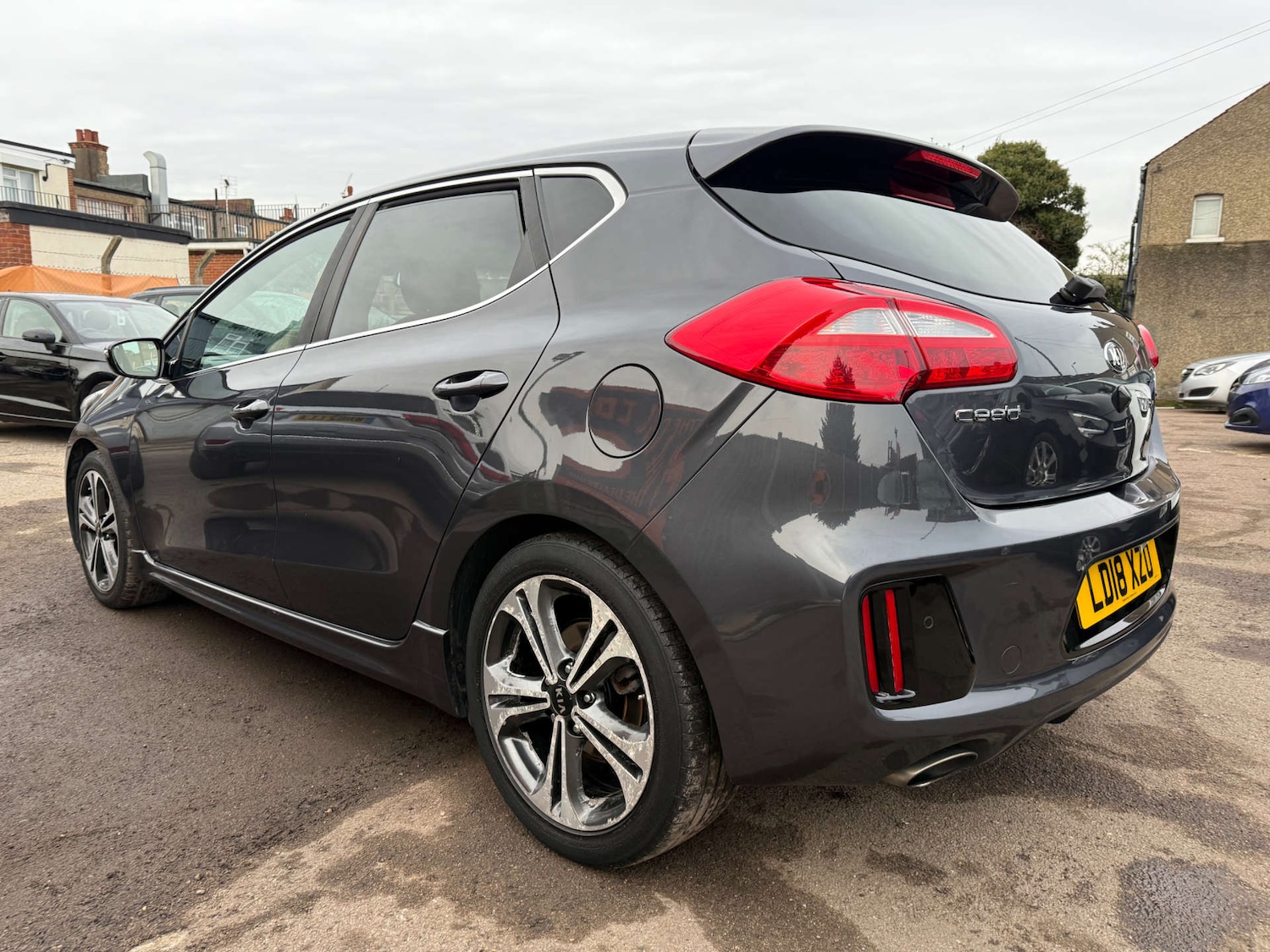 Used Kia Ceed 2018 for sale - 76663151: Photo 11