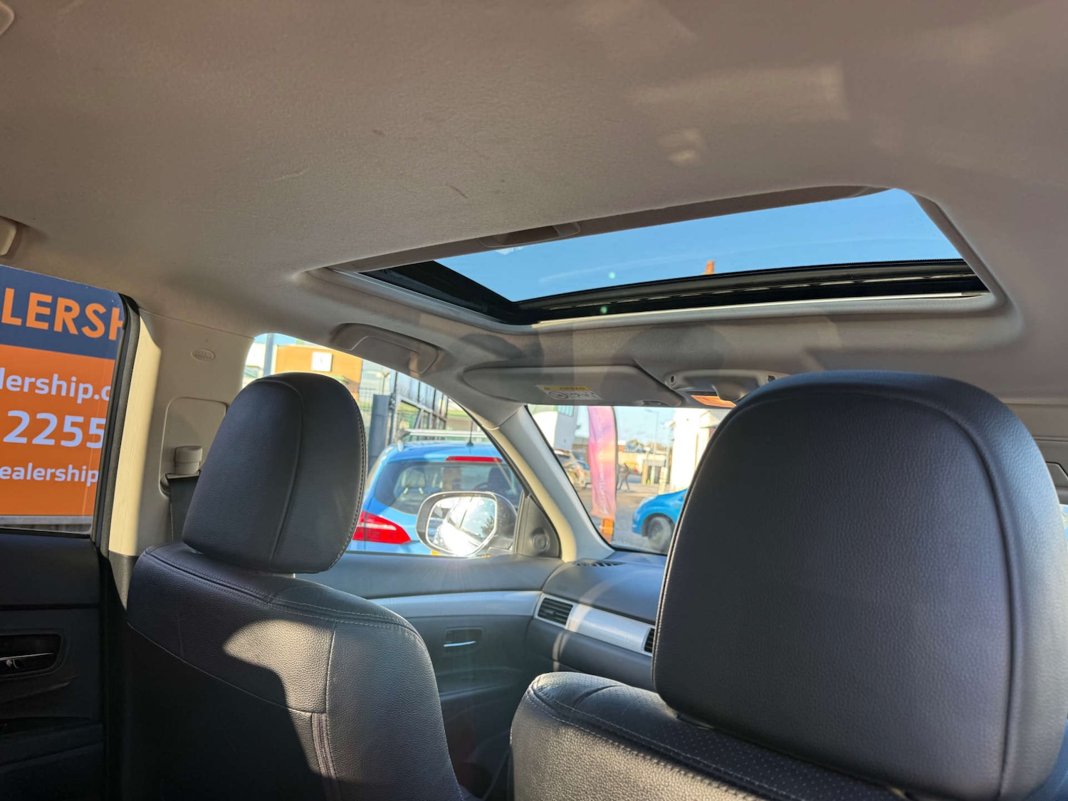 Used Mitsubishi Outlander 2015 for sale - 77821595: Photo 25