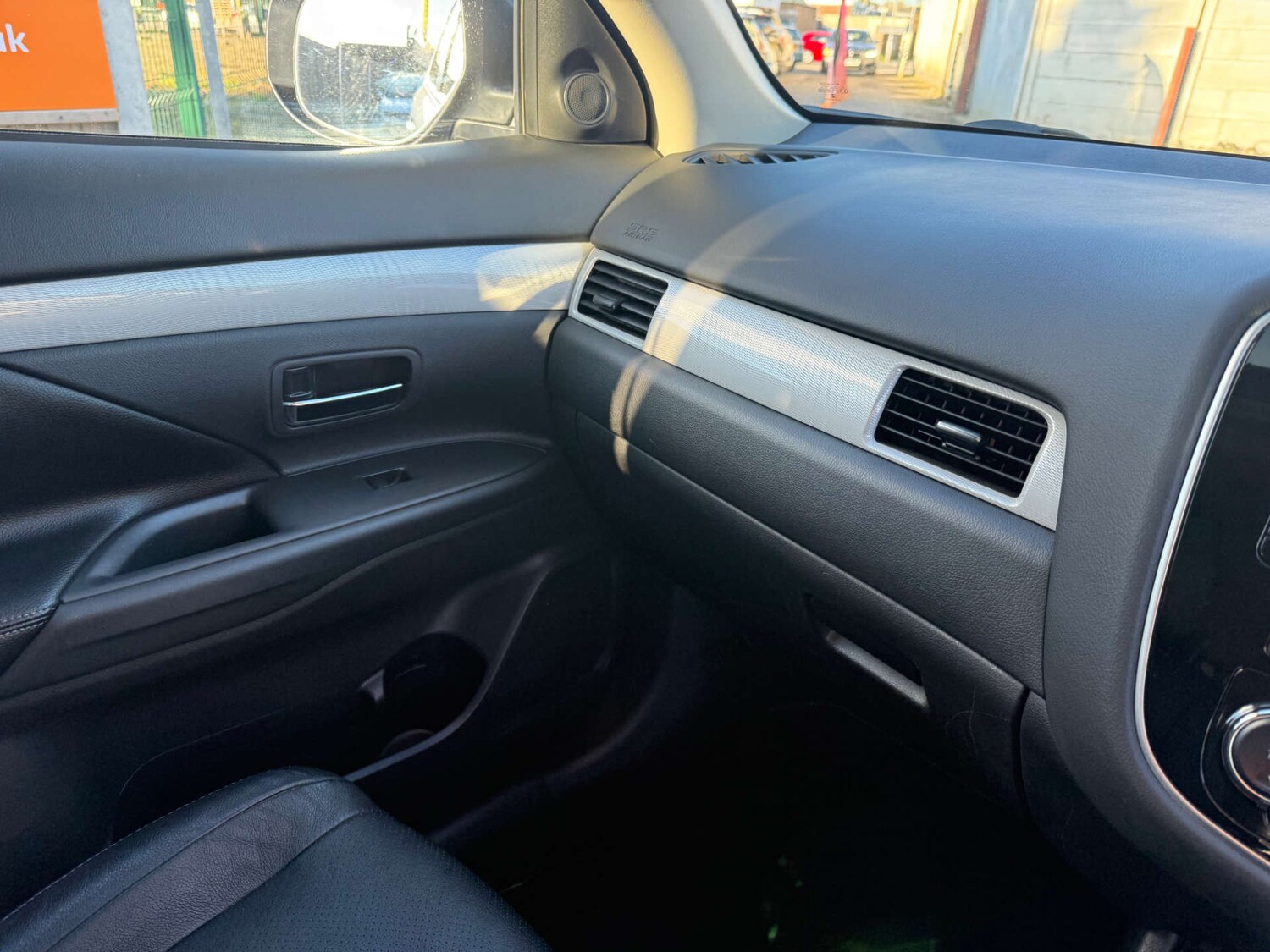 Used Mitsubishi Outlander 2015 for sale - 77821595: Photo 41