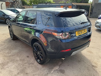 Used Land Rover Discovery Sport 2016 for sale - 78941378: Photo