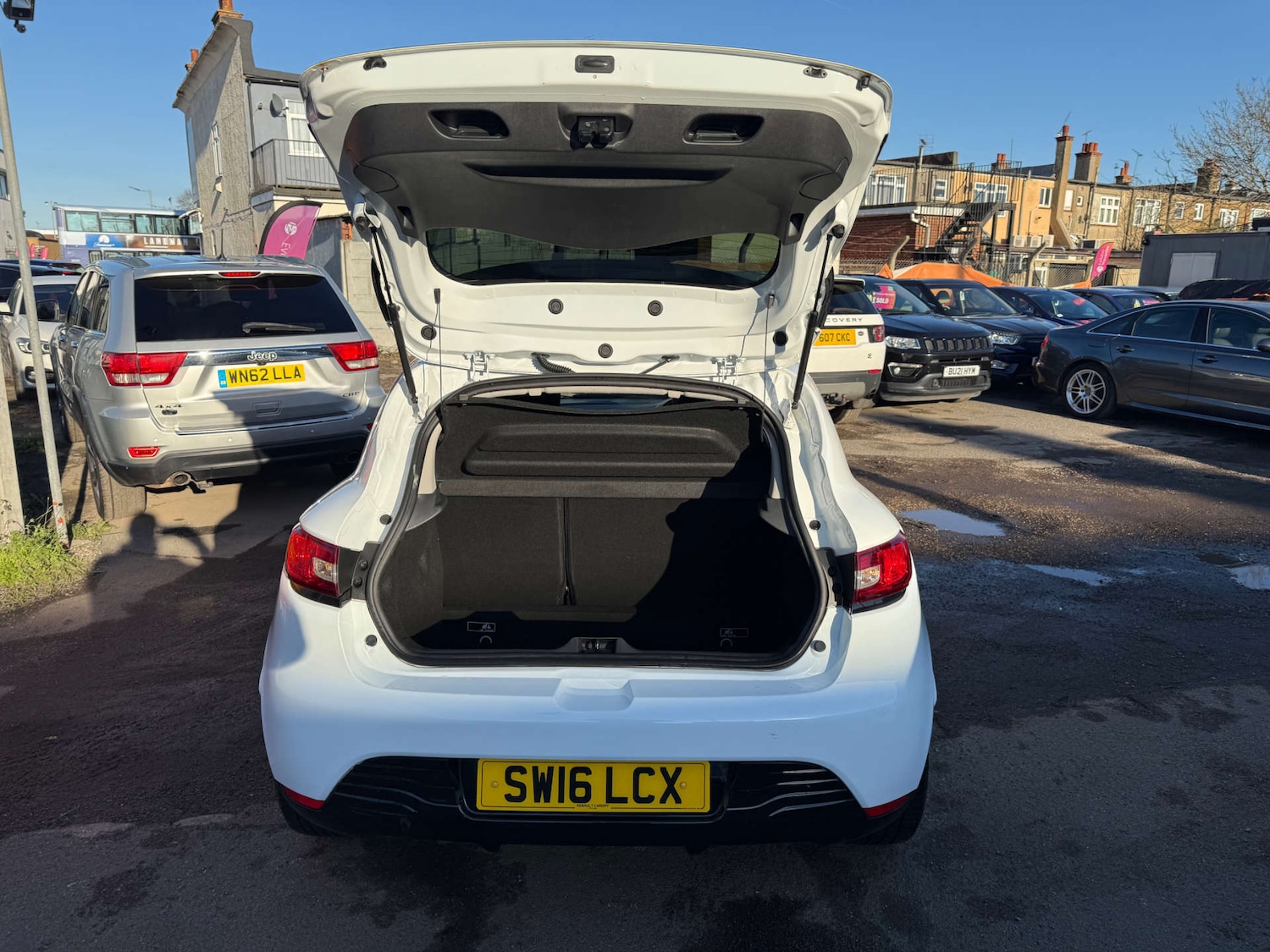 Used Renault Clio 2016 for sale - 76651363: Photo 12