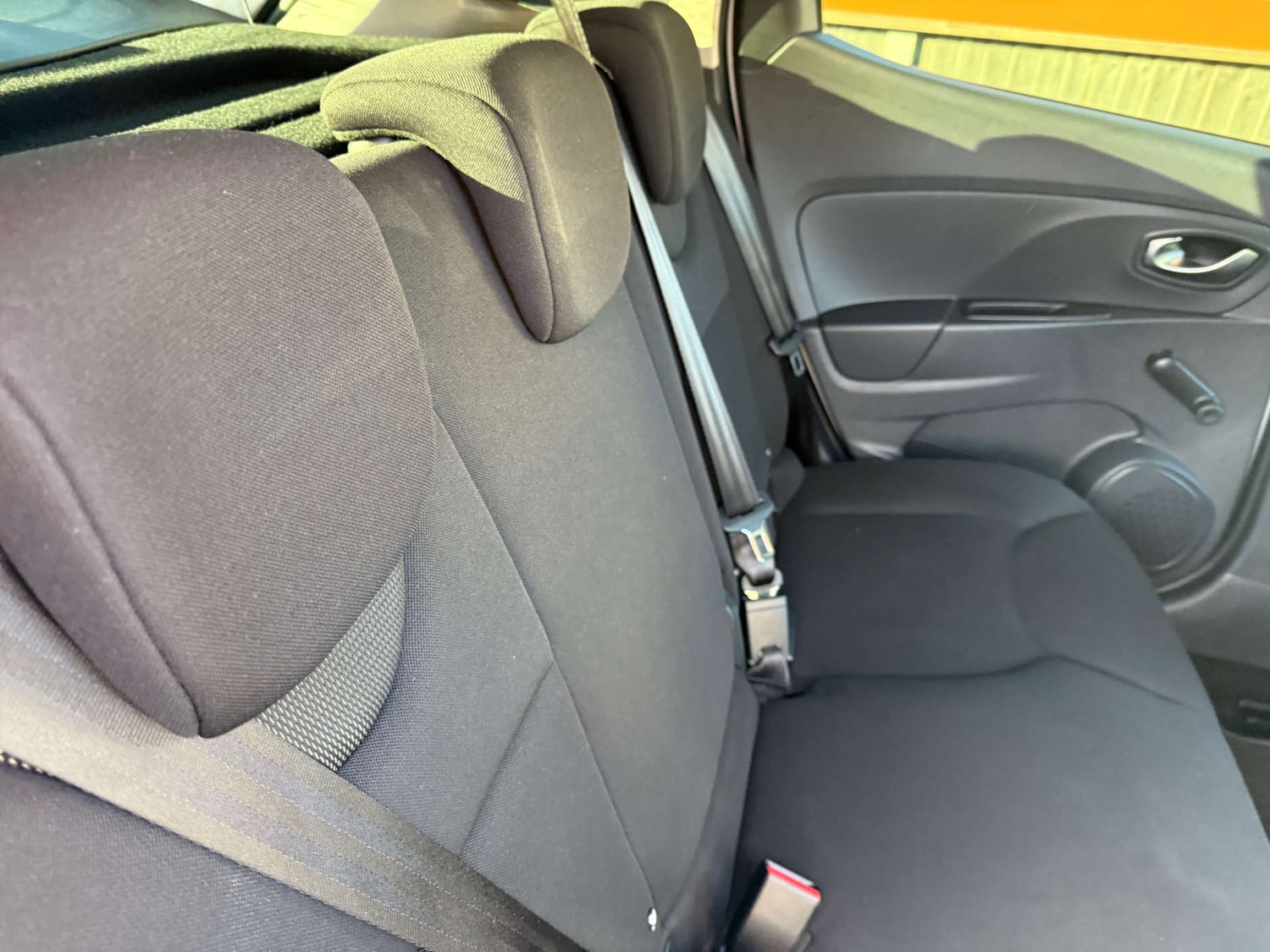 Used Renault Clio 2016 for sale - 76651363: Photo 19