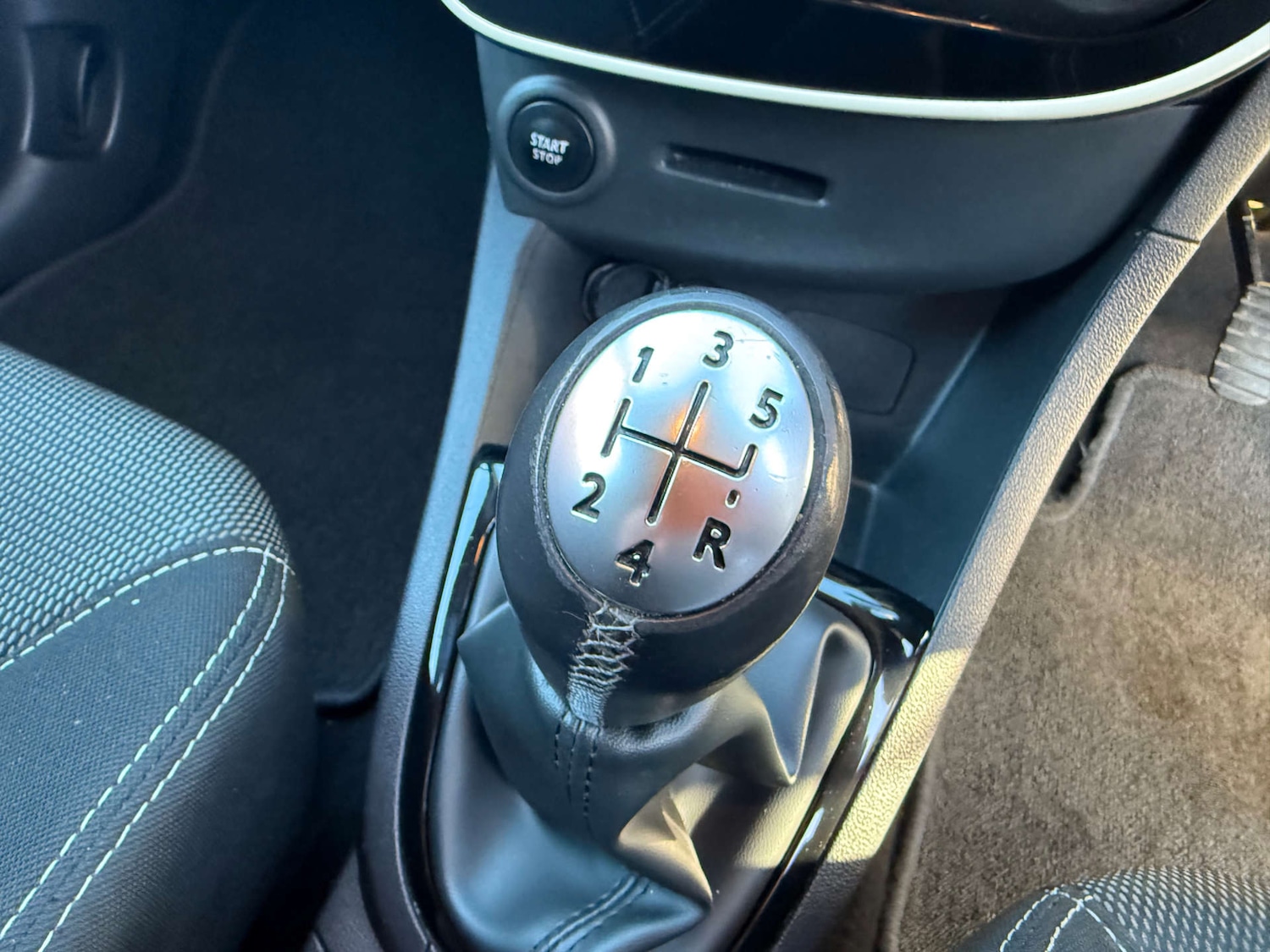 Used Renault Clio 2016 for sale - 76651363: Photo 33