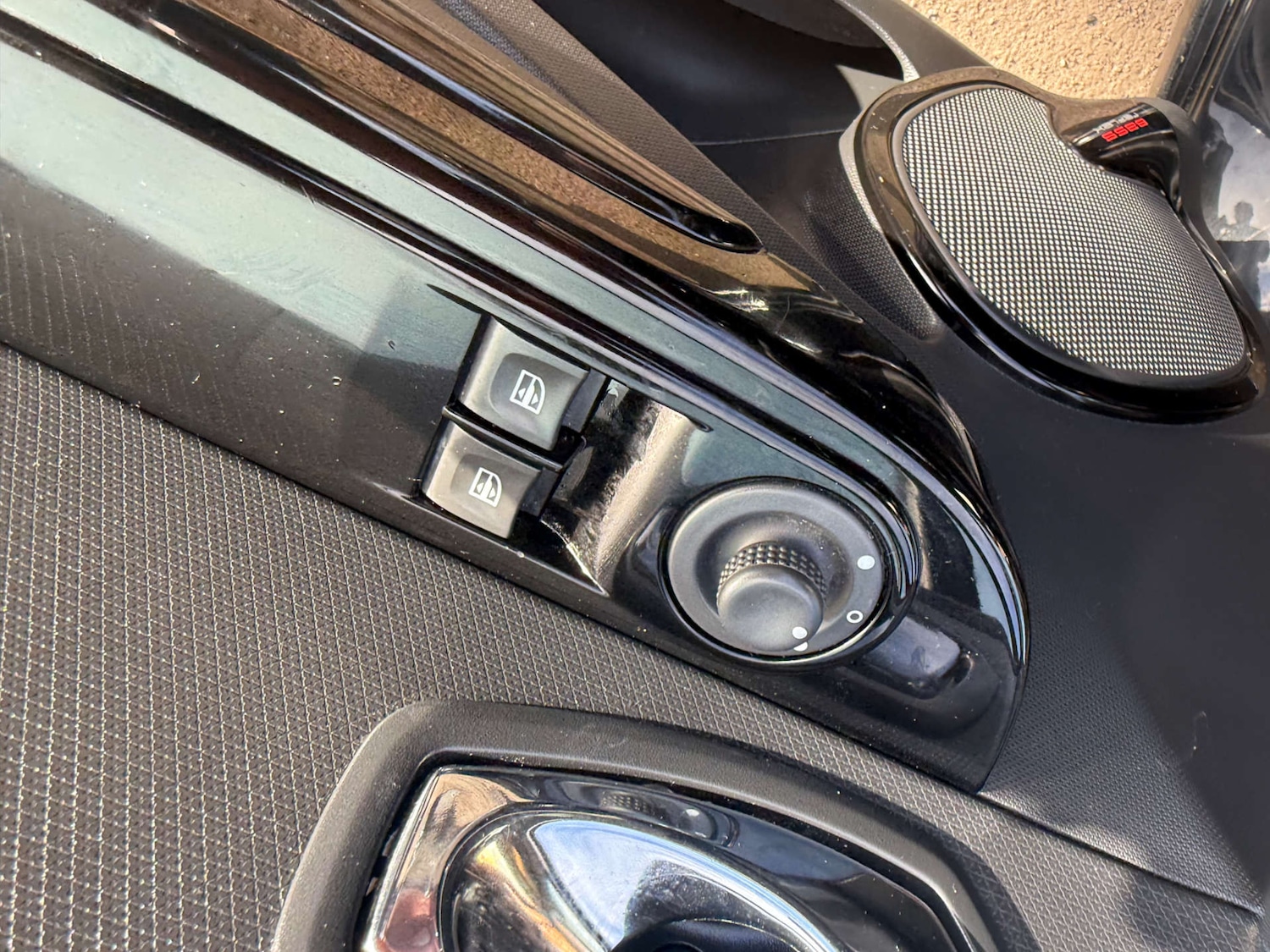 Used Renault Clio 2013 for sale - 76526169: Photo 18