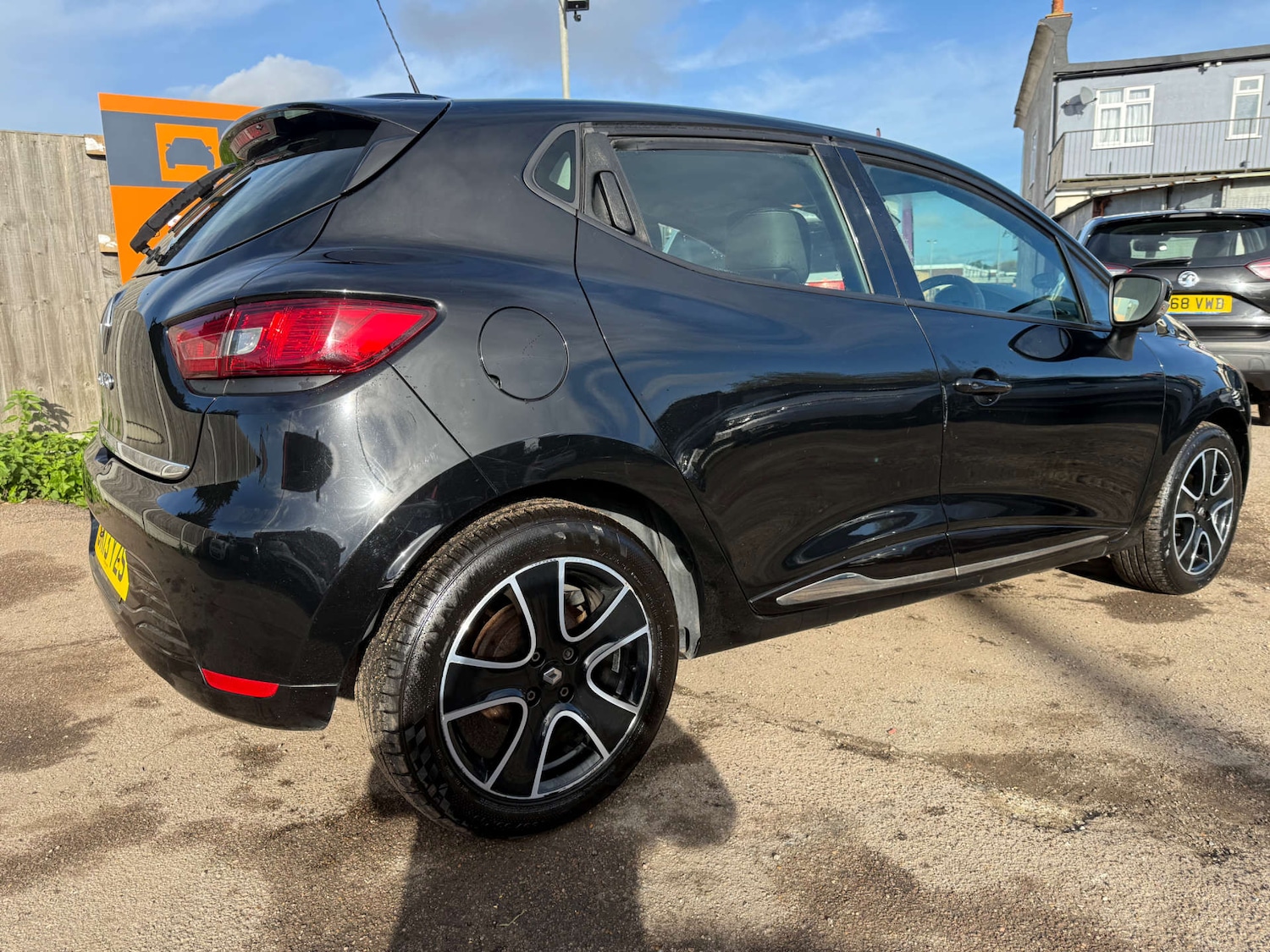 Used Renault Clio 2013 for sale - 76526169: Photo 7