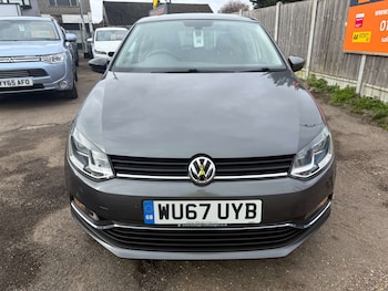 Used Volkswagen Polo 2017 for sale - 77845626: Photo