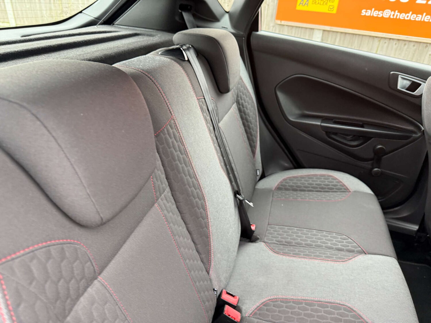 Used Ford Fiesta 2017 for sale - 77594865: Photo 21