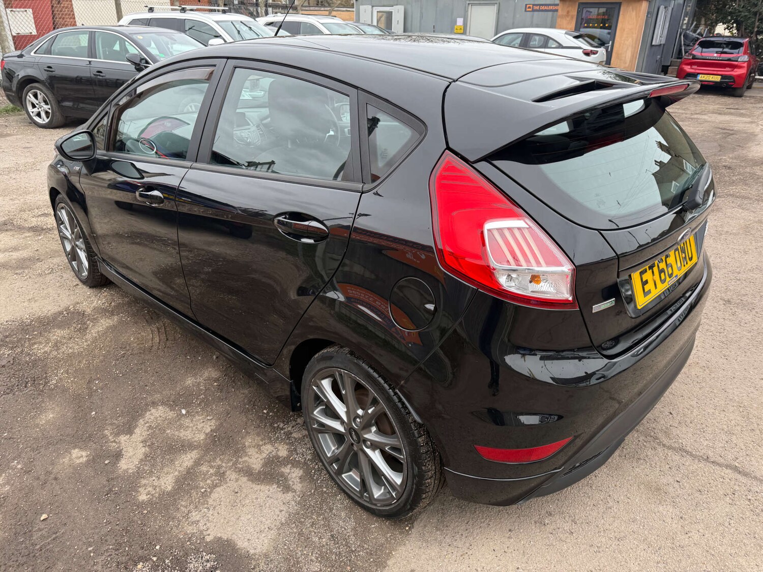 Used Ford Fiesta 2017 for sale - 77594865: Photo 7