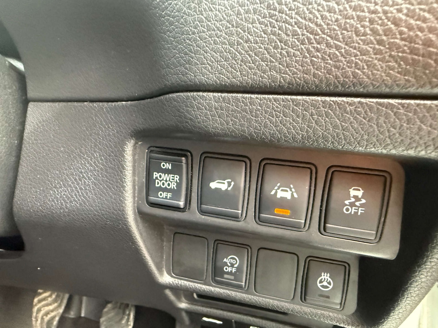 Used Nissan X-Trail 2018 for sale - 77932009: Photo 31