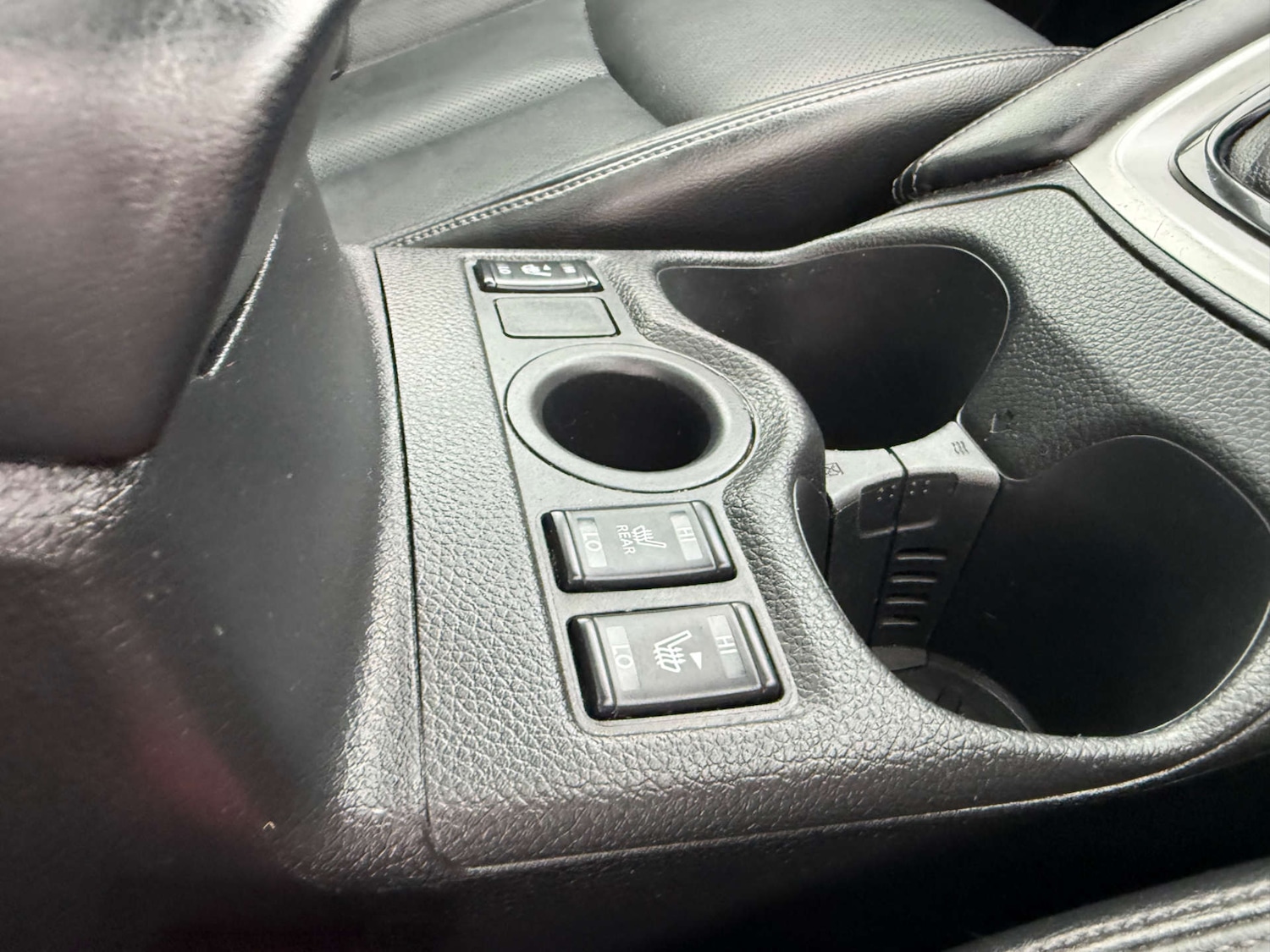 Used Nissan X-Trail 2018 for sale - 77932009: Photo 35