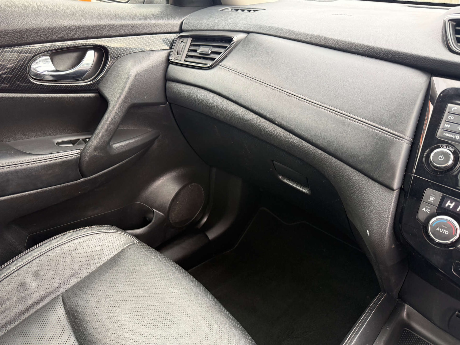 Used Nissan X-Trail 2018 for sale - 77932009: Photo 42