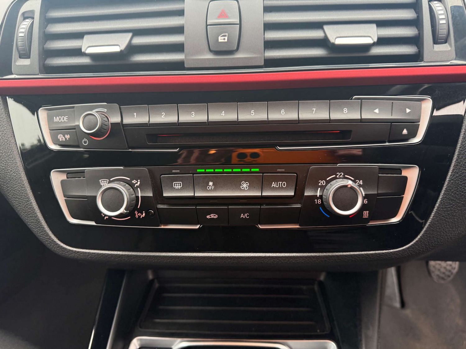 Used BMW 1 Series 2018 for sale - 78121223: Photo 32