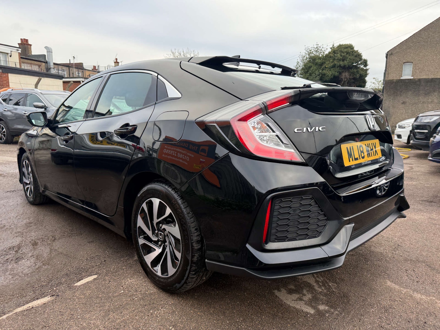 Used Honda Civic 2018 for sale - 76595227: Photo 11