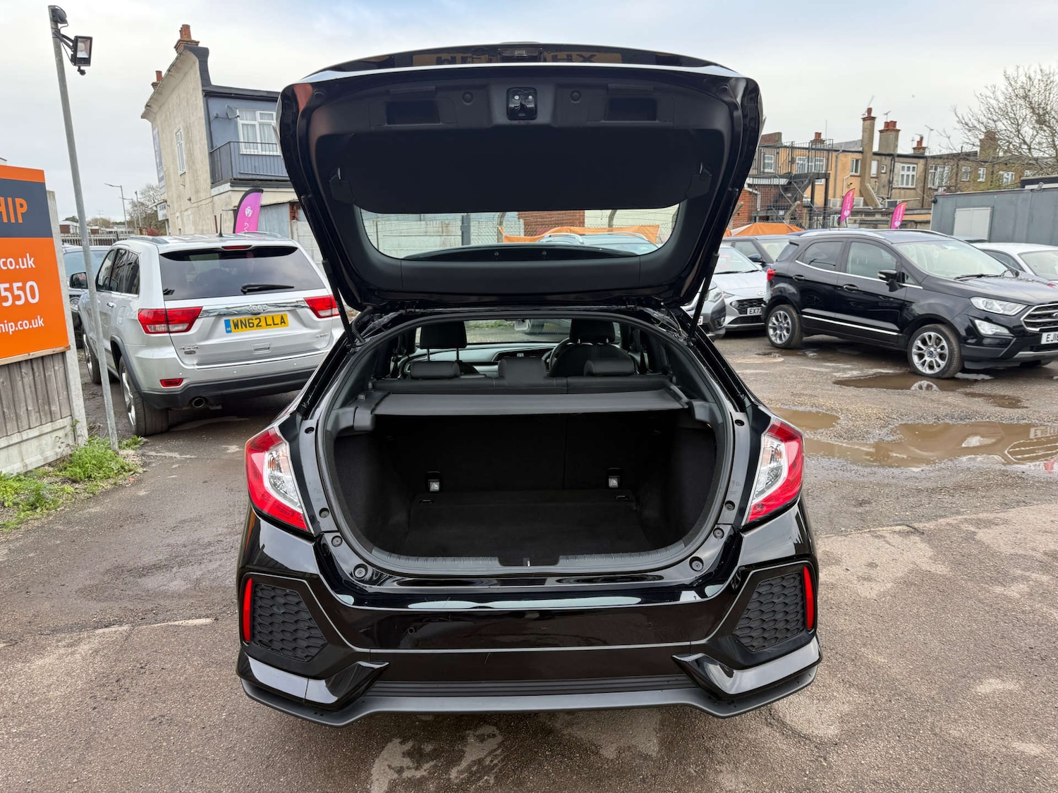 Used Honda Civic 2018 for sale - 76595227: Photo 17