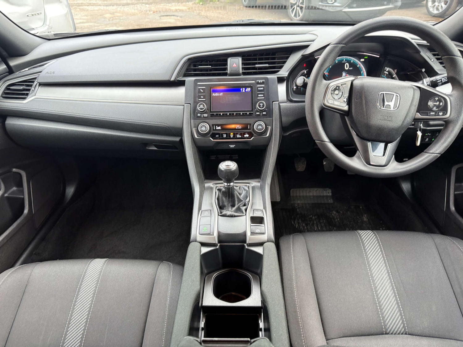 Used Honda Civic 2018 for sale - 76595227: Photo 27