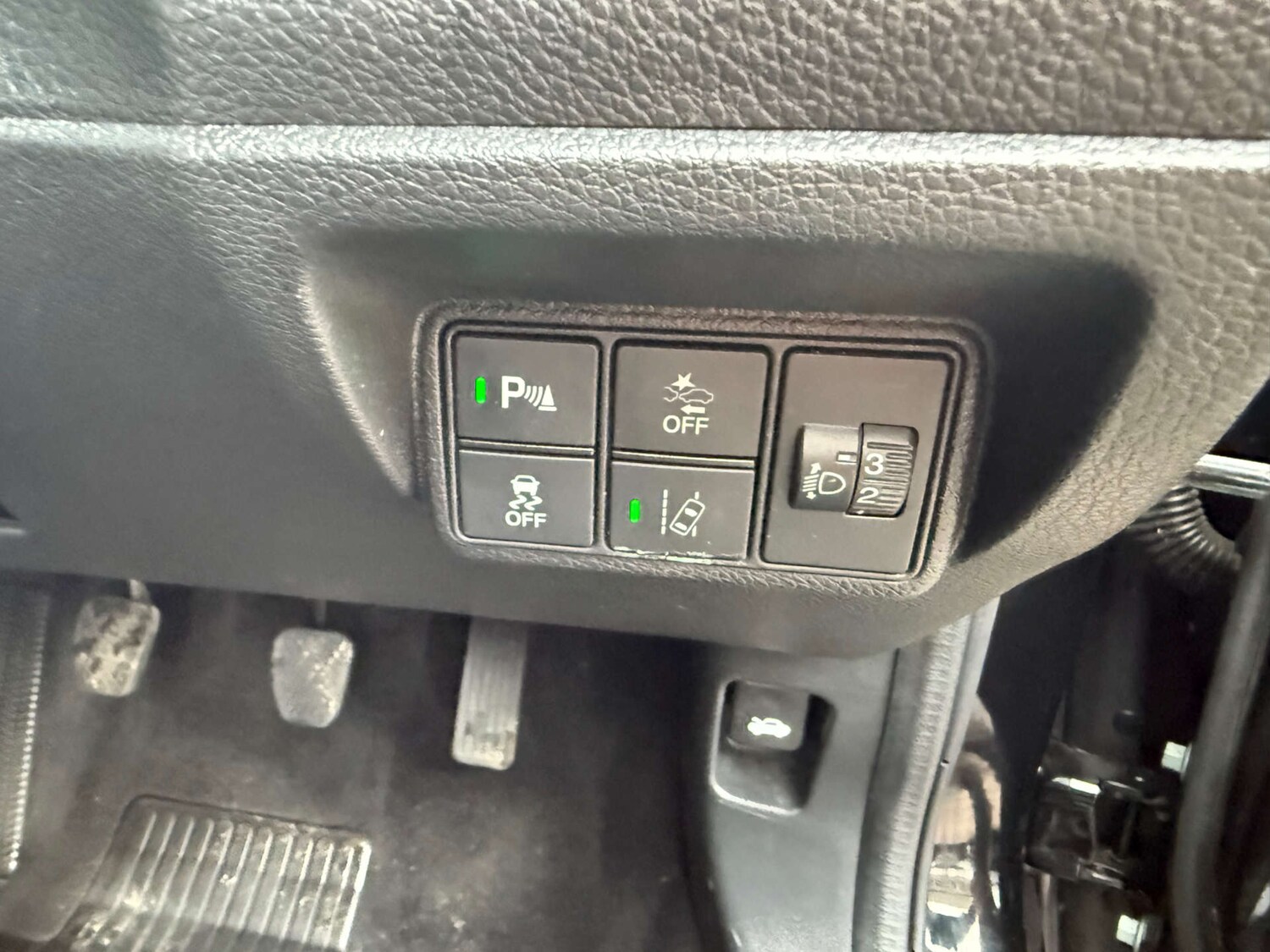 Used Honda Civic 2018 for sale - 76595227: Photo 33