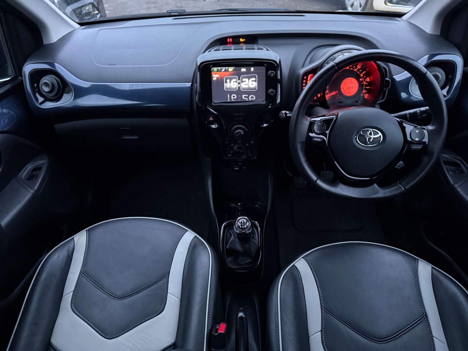 Used Toyota AYGO 2015 for sale - 77392230: Photo 16