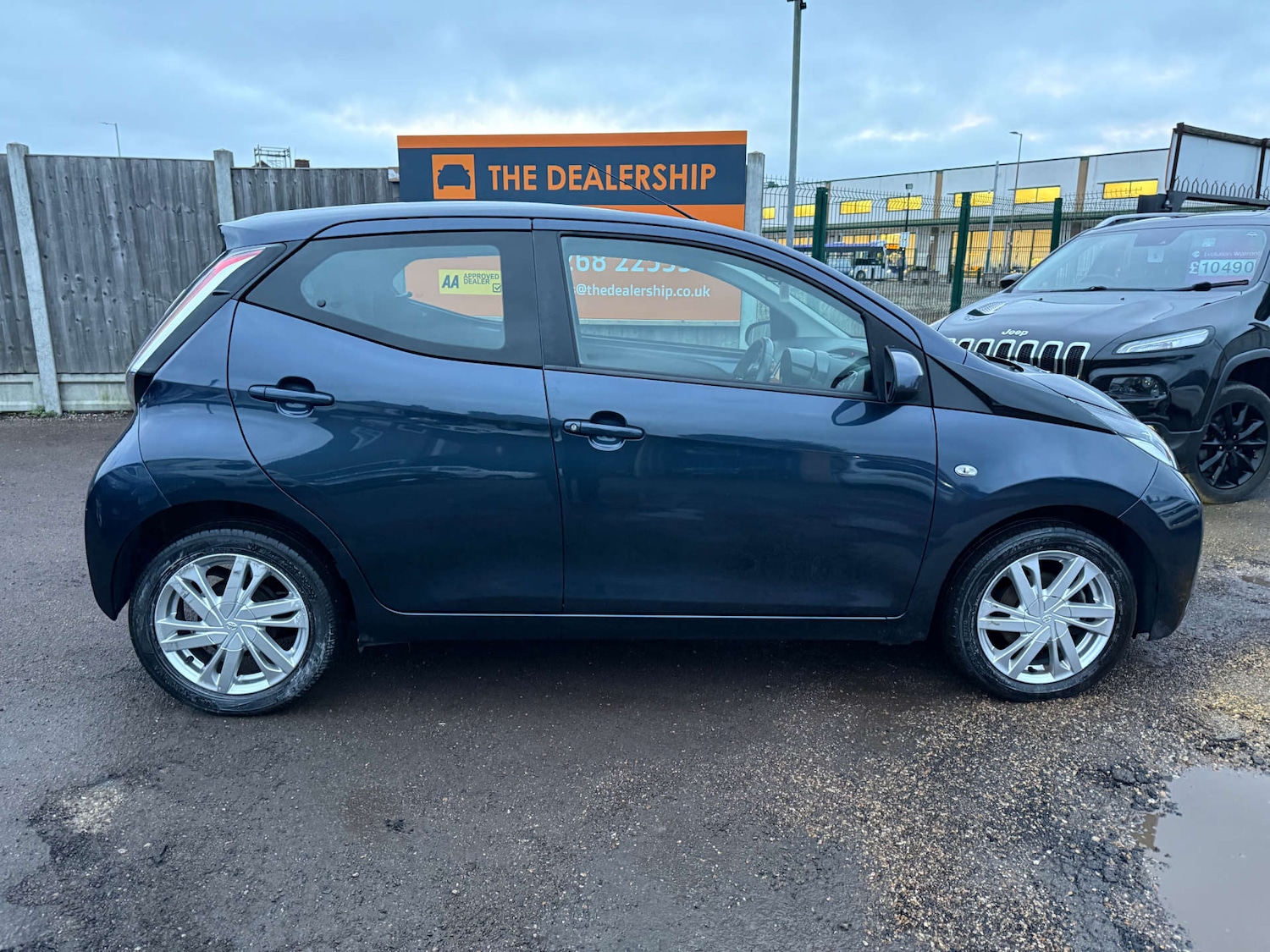 Used Toyota AYGO 2015 for sale - 77392230: Photo 7