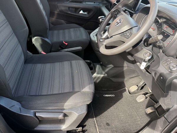 Used Vauxhall Combo Life 2019 for sale - 76177670: Photo 20