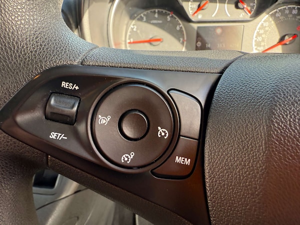Used Vauxhall Combo Life 2019 for sale - 76177670: Photo 25