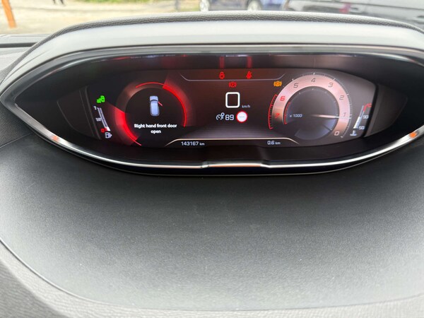 Used Peugeot 3008 2019 for sale - 76194663: Photo 35