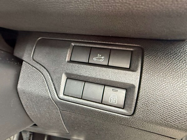 Used Peugeot 3008 2019 for sale - 76194663: Photo 37