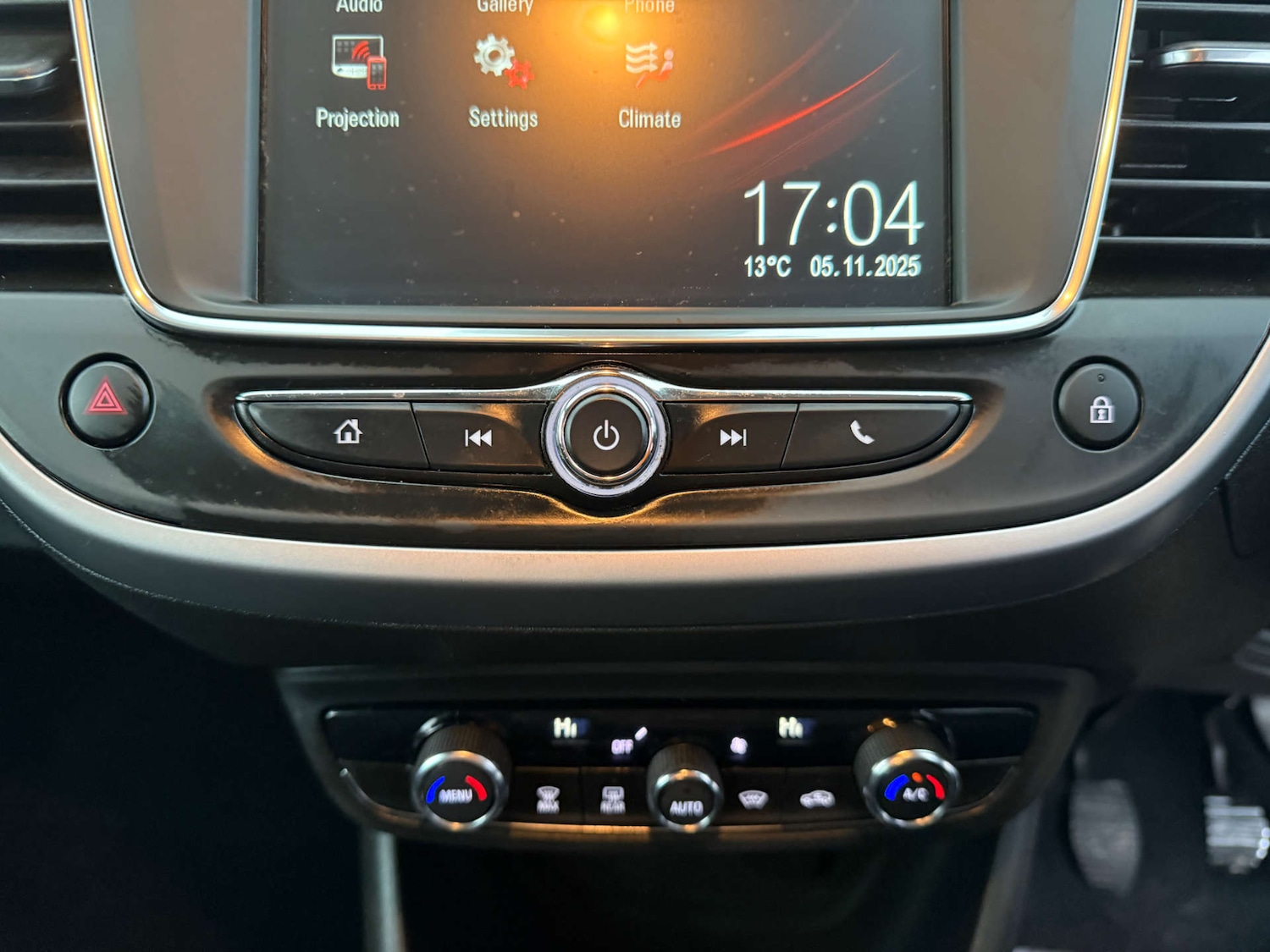 Used Vauxhall Crossland X 2017 for sale - 76481444: Photo 33