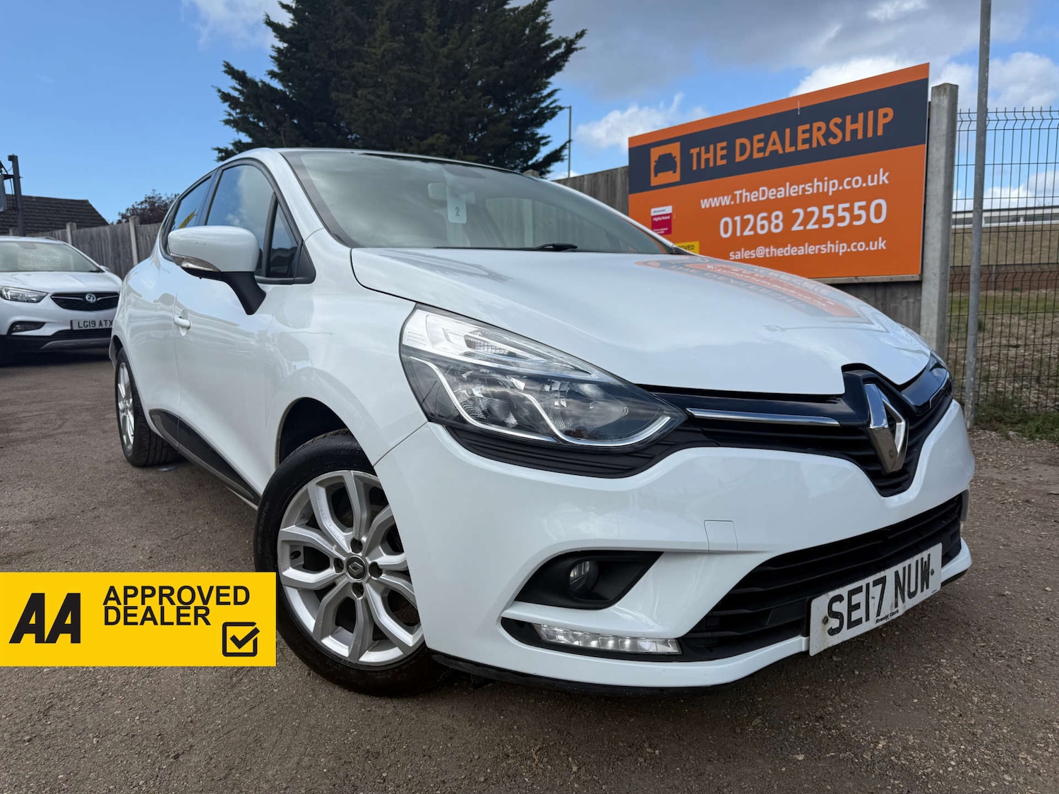 Used Renault Clio 2017 for sale - 78219423: Photo 1