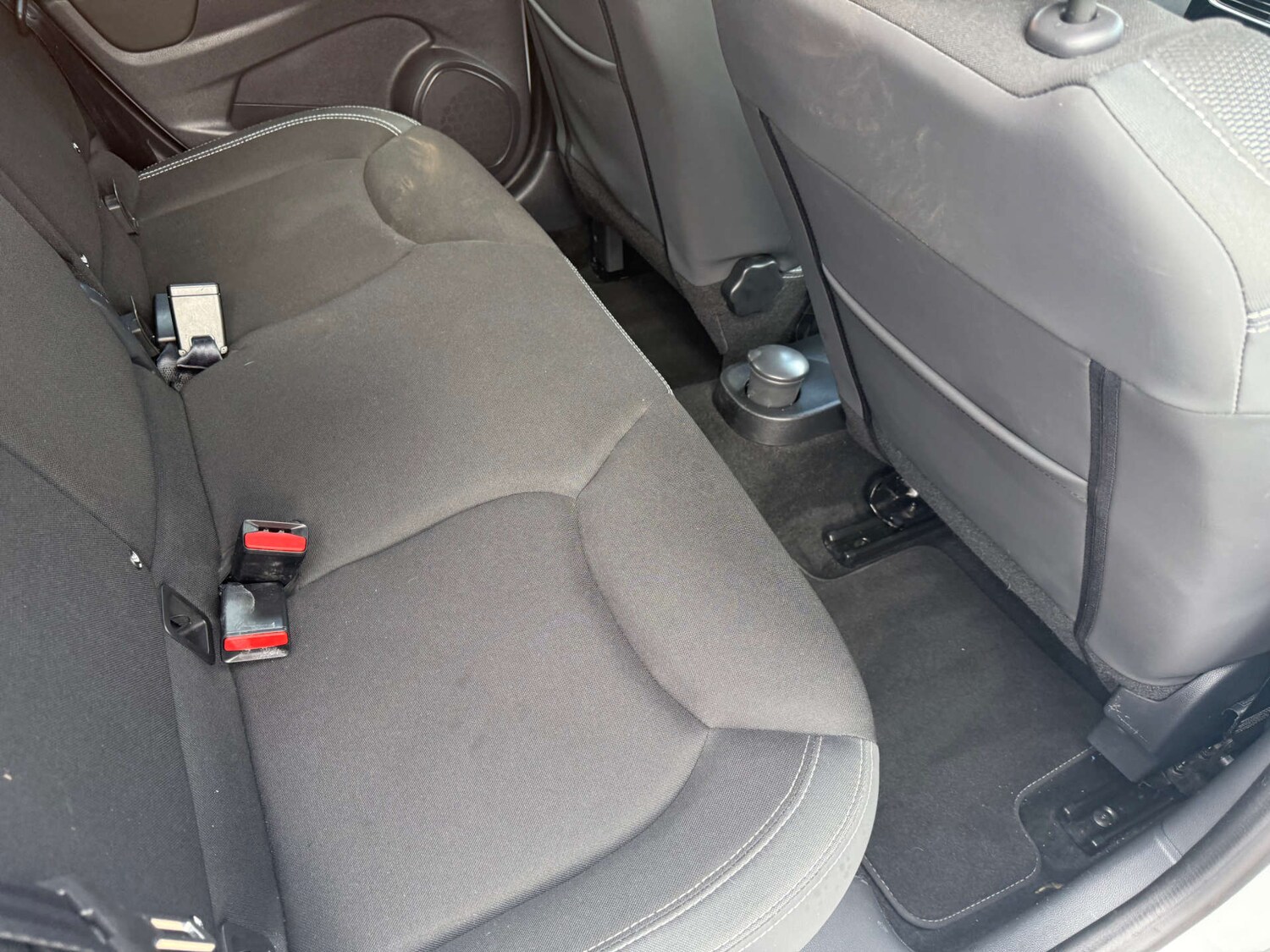 Used Renault Clio 2017 for sale - 78219423: Photo 16