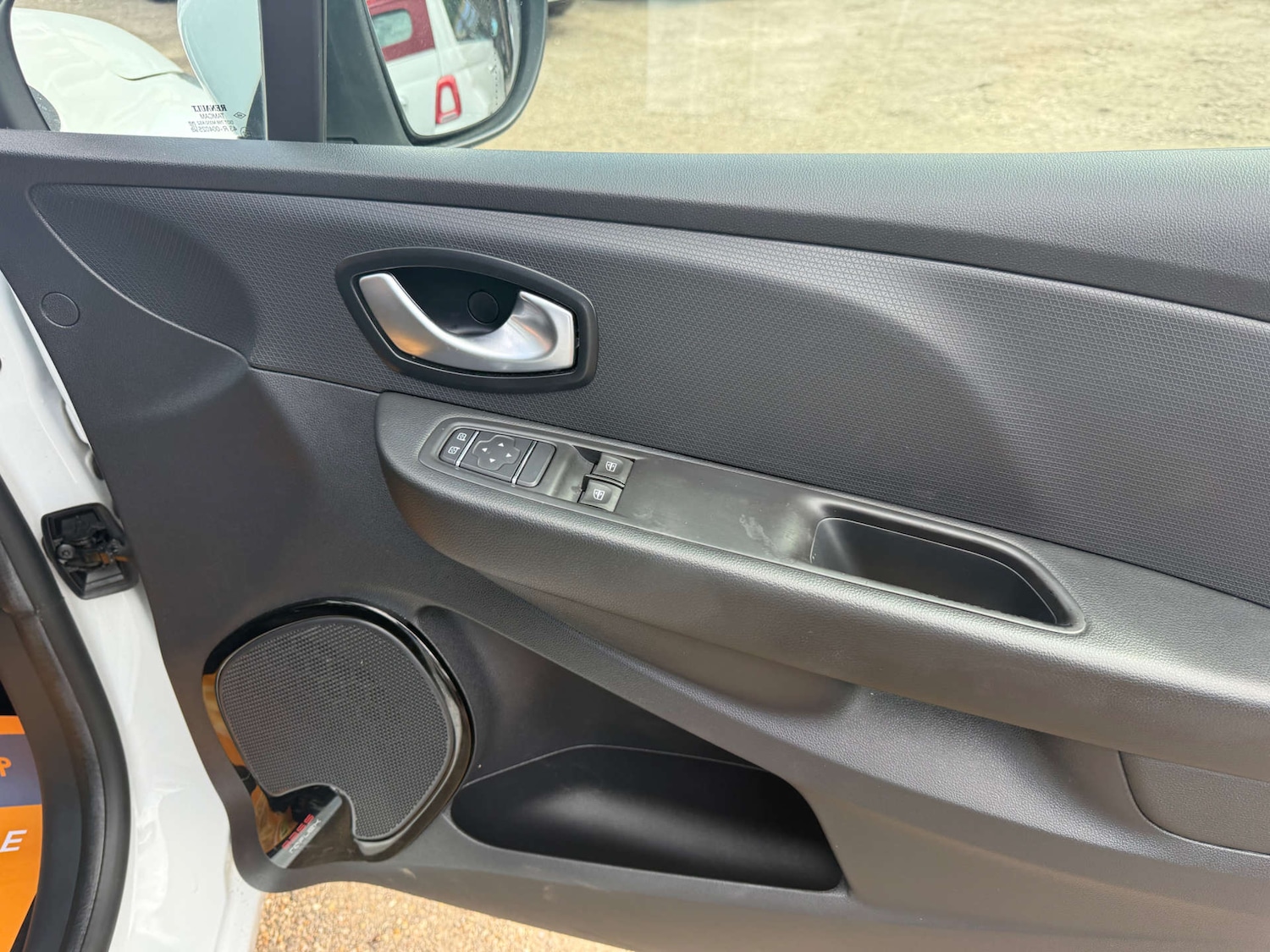 Used Renault Clio 2017 for sale - 78219423: Photo 20