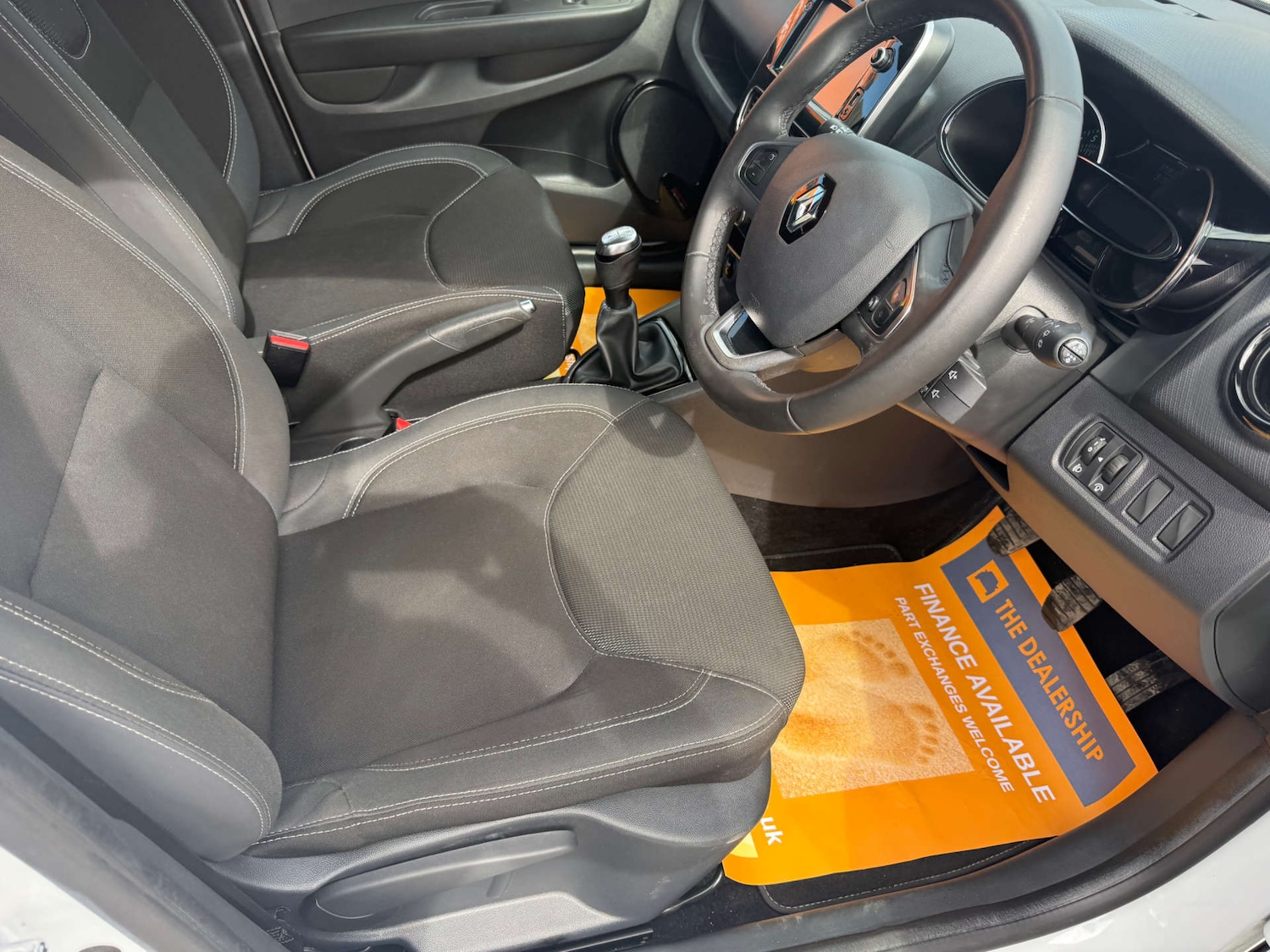 Used Renault Clio 2017 for sale - 78219423: Photo 22