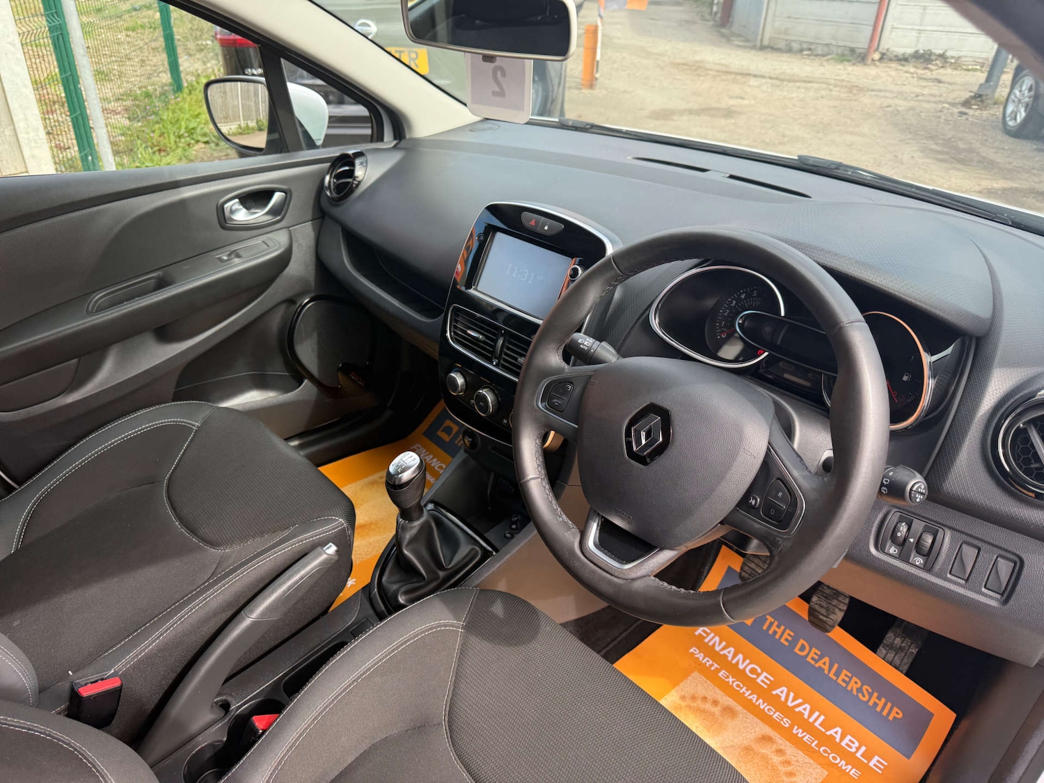 Used Renault Clio 2017 for sale - 78219423: Photo 23