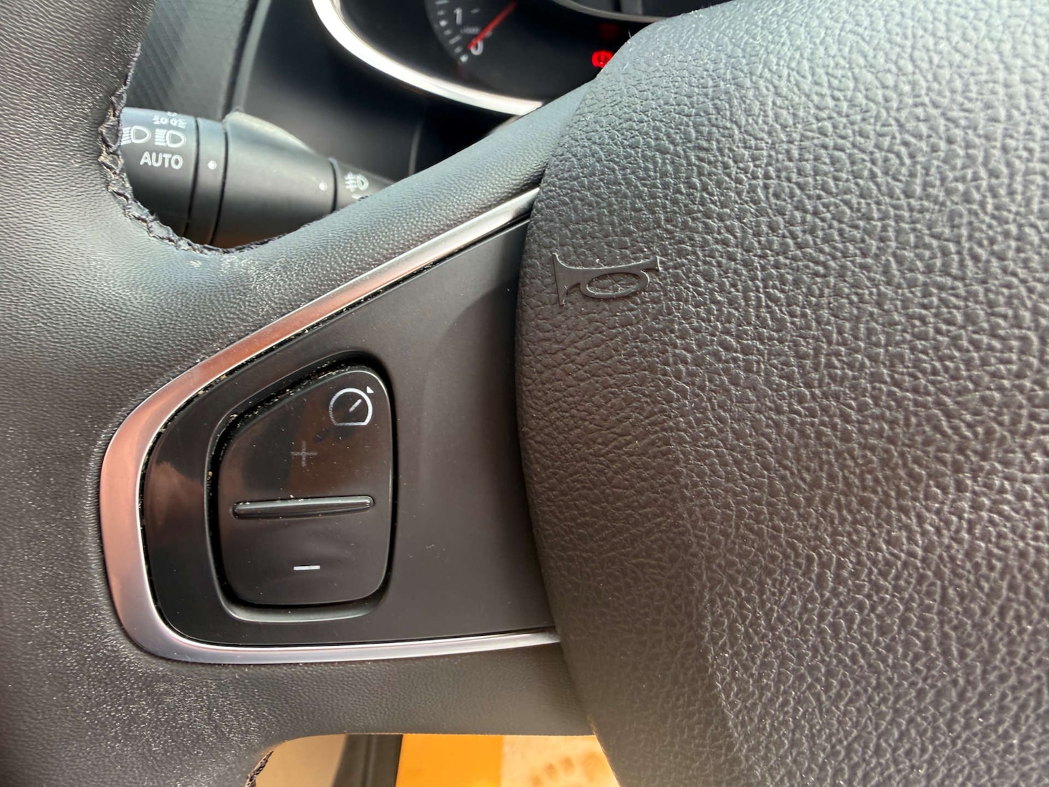 Used Renault Clio 2017 for sale - 78219423: Photo 27