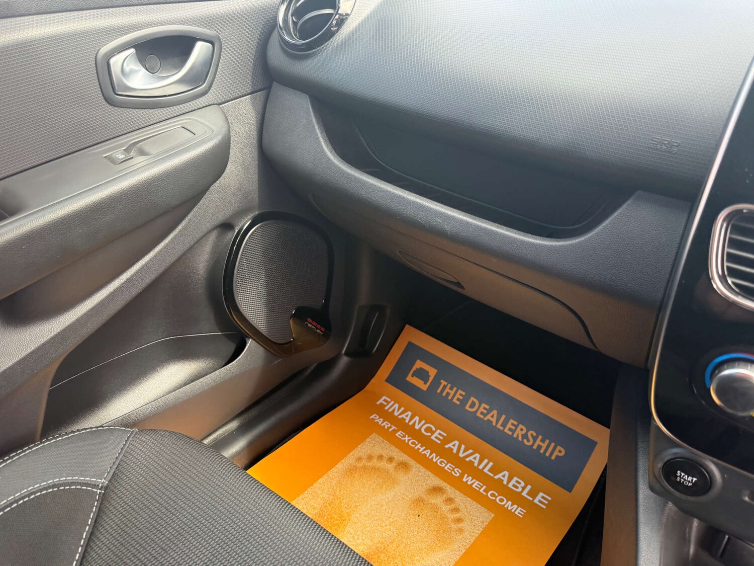 Used Renault Clio 2017 for sale - 78219423: Photo 33