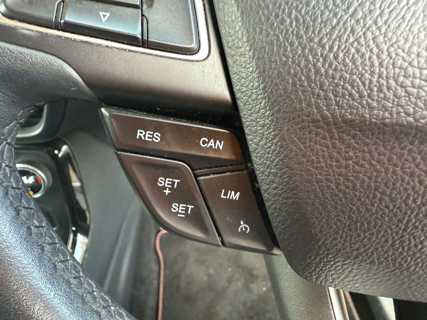 Used Ford Ecosport 2018 for sale - 76558390: Photo 33