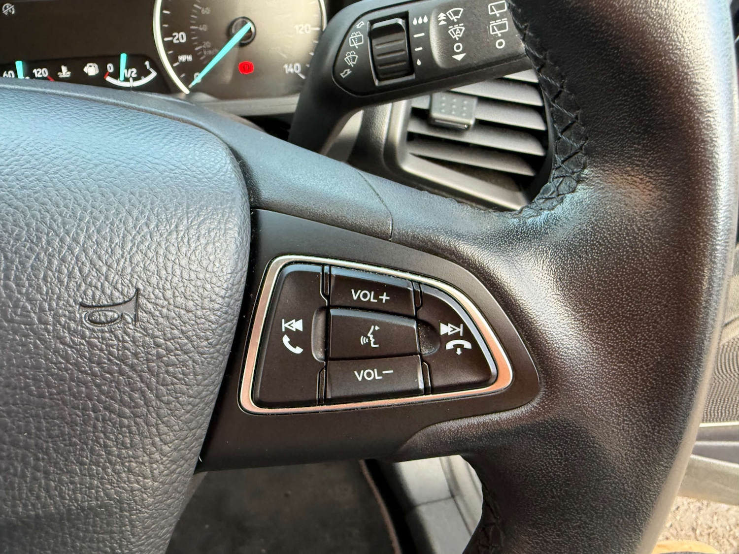 Used Ford Ecosport 2018 for sale - 76558390: Photo 35