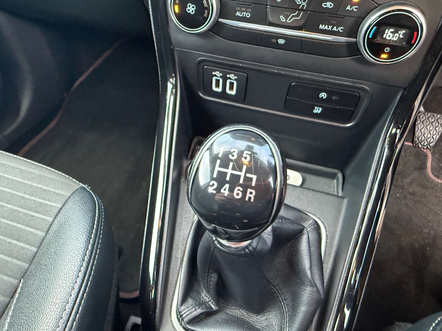 Used Ford Ecosport 2018 for sale - 76558390: Photo 39