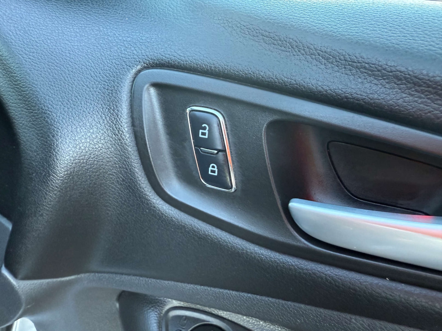 Used Ford Kuga 2016 for sale - 76757915: Photo 27