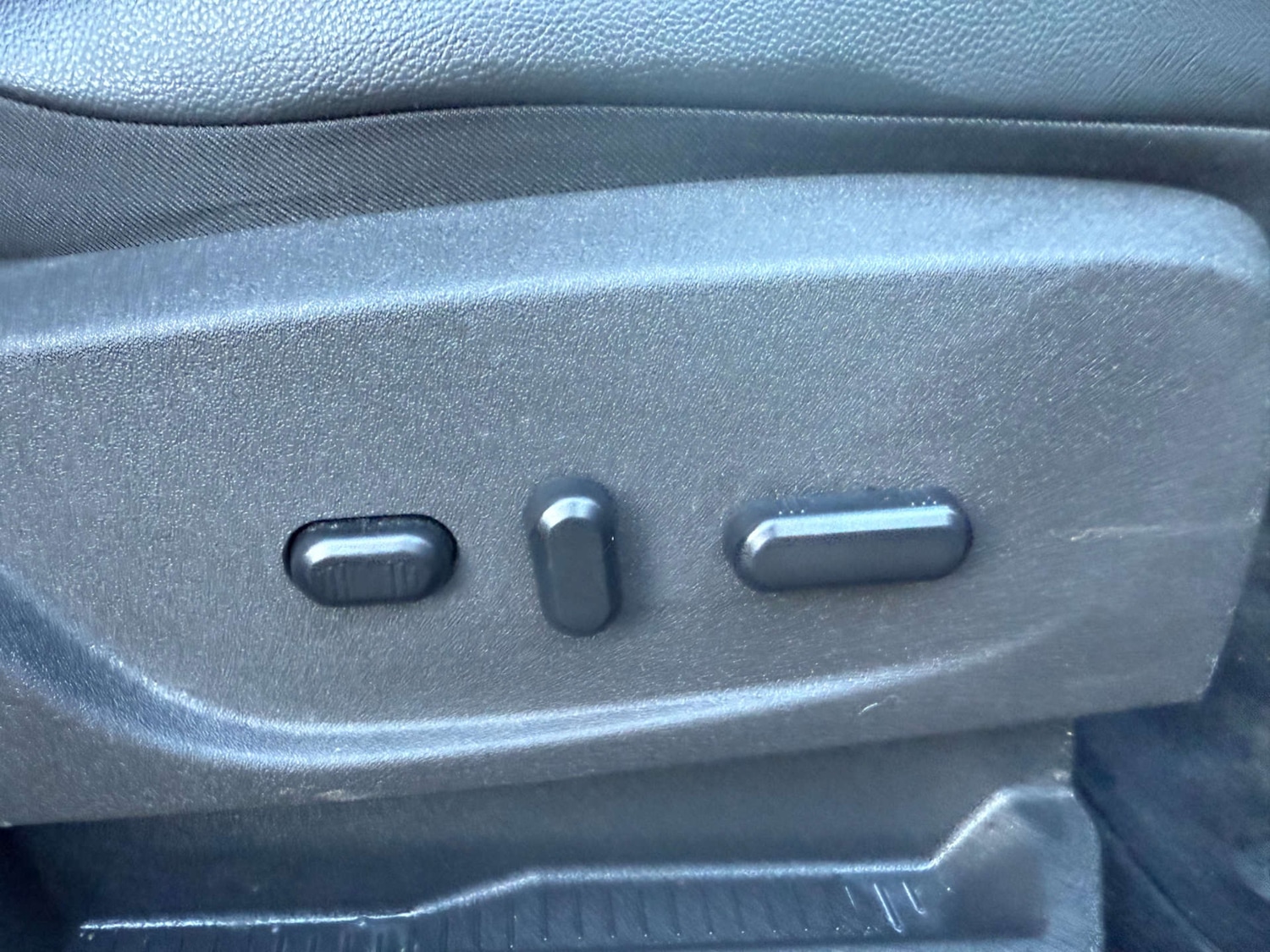 Used Ford Kuga 2016 for sale - 76757915: Photo 34