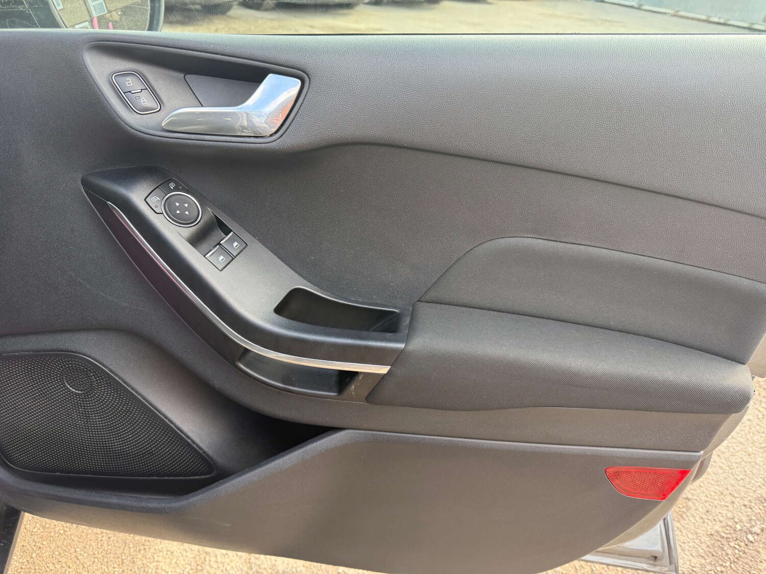 Used Ford Fiesta 2018 for sale - 76363529: Photo 28