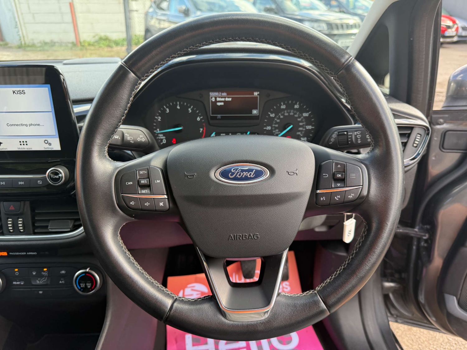 Used Ford Fiesta 2018 for sale - 76363529: Photo 32
