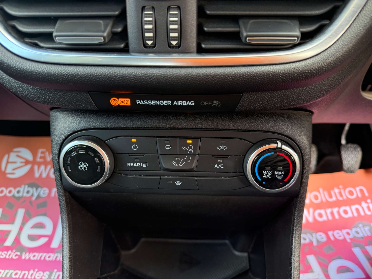 Used Ford Fiesta 2018 for sale - 76363529: Photo 41