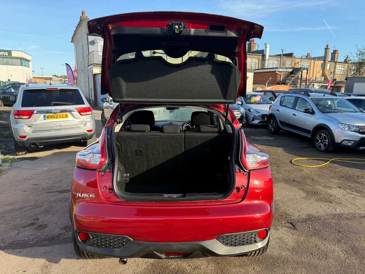 Used Nissan Juke 2014 for sale - 76531573: Photo 17