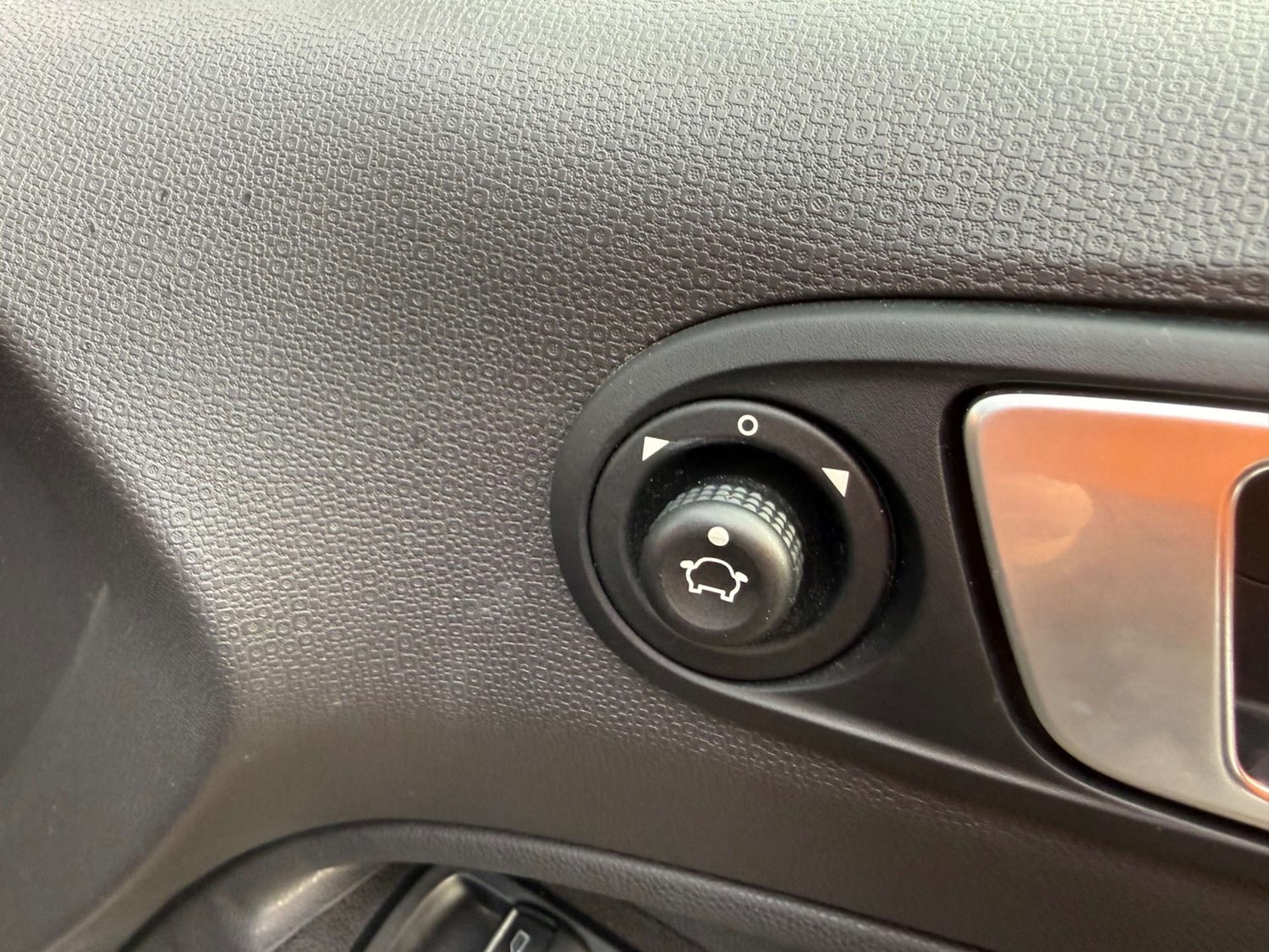 Used Ford Ecosport 2016 for sale - 77385516: Photo 19