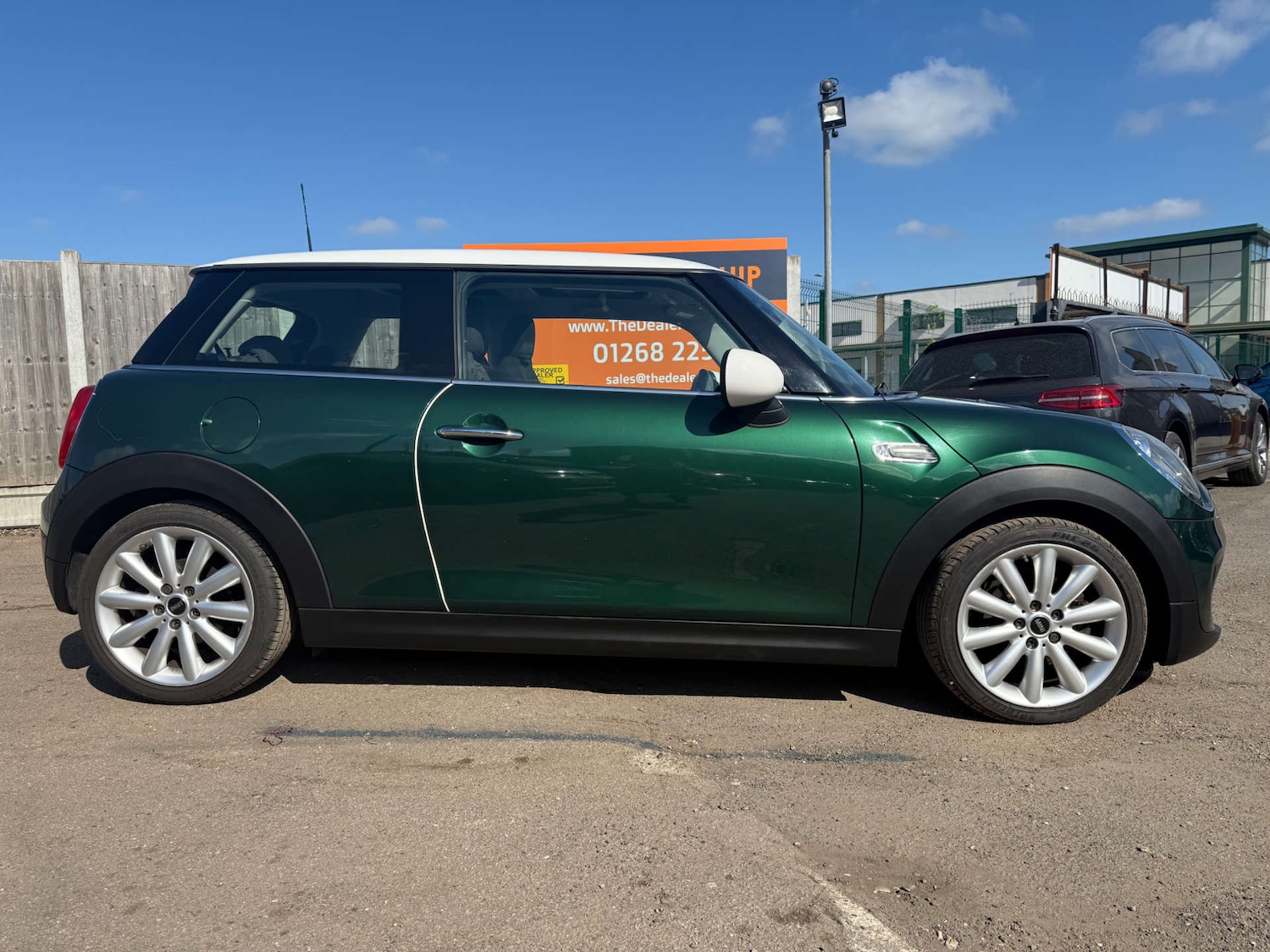 Used MINI Hatch 2015 for sale - 76354246: Photo 14