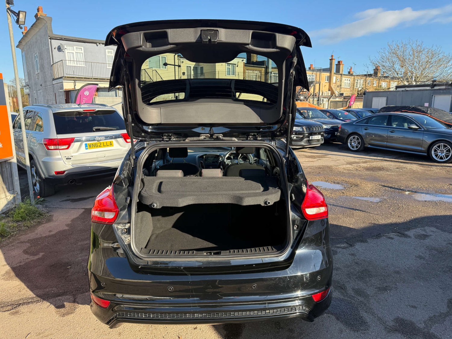 Used Ford Focus 2018 for sale - 76846932: Photo 14